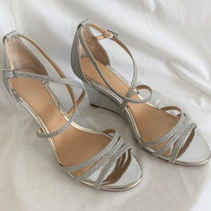 Badgley Mischka Jewel Wedge